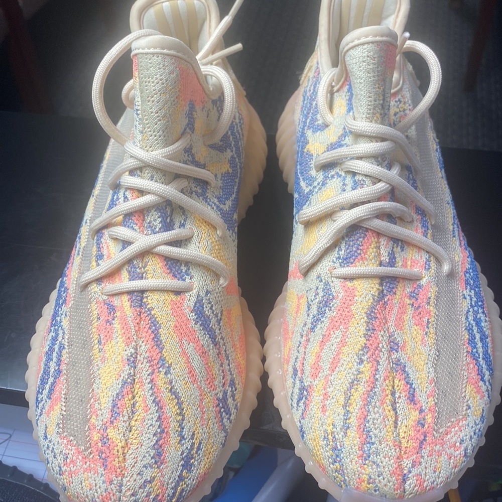 Yezzy adidas asking 50 I payed 60 at goodwill found 3 pair